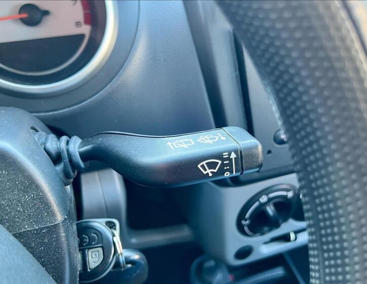 Suzuki Ignis 25