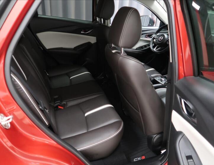 Mazda CX-3 10