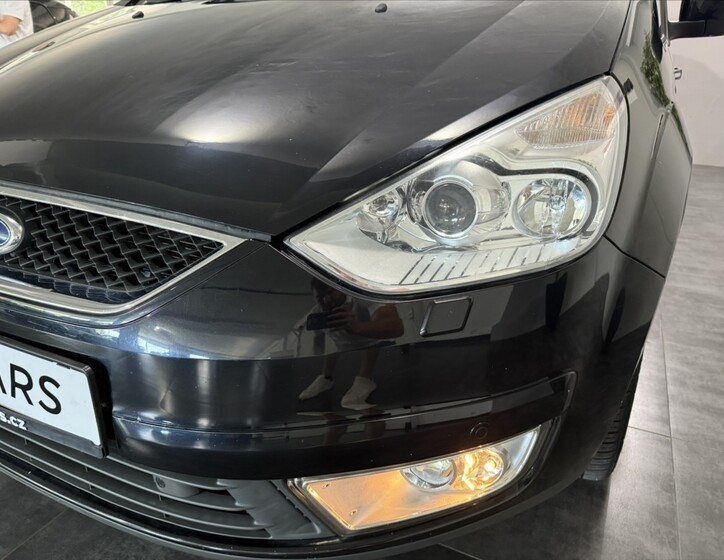 Ford Galaxy 25