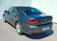 Volkswagen Passat 25