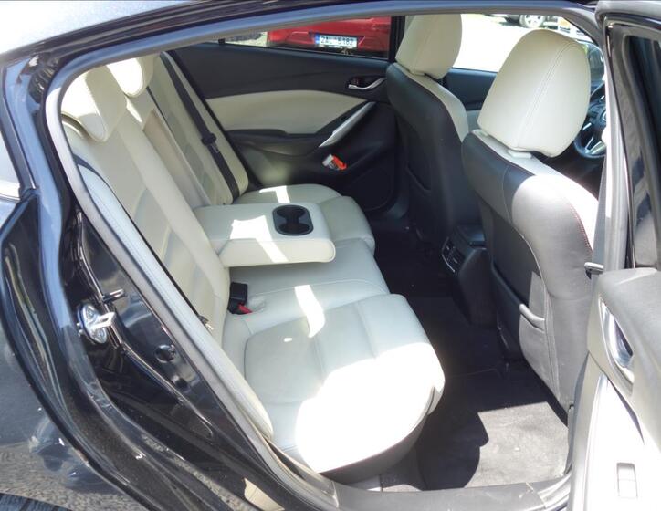Mazda 6 15
