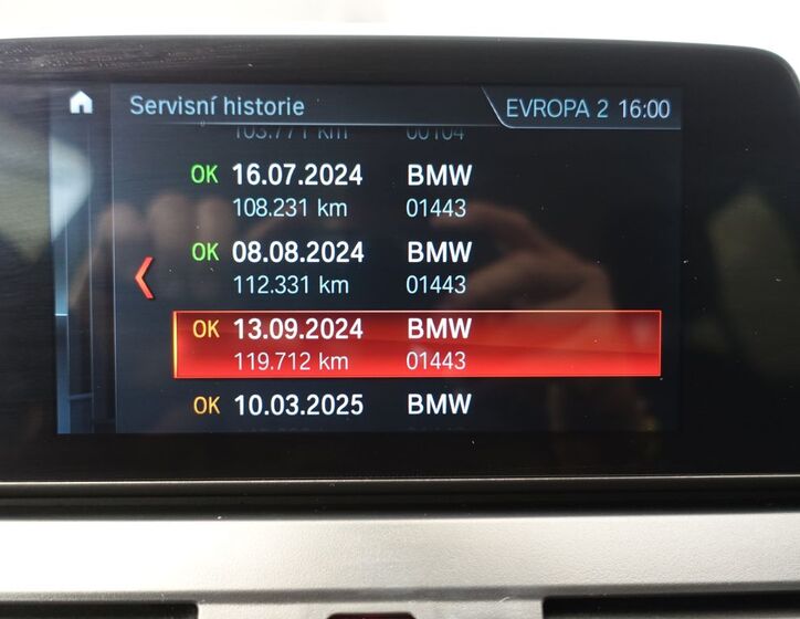 BMW Řada 2 21