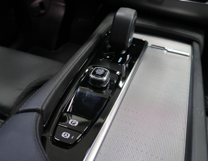 Volvo XC90 38