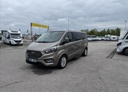 Ford Tourneo Custom 1