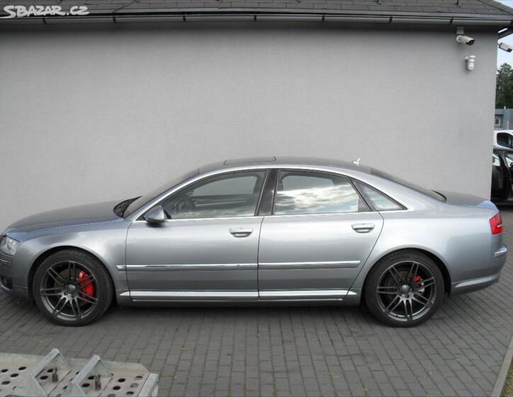 Audi A8 3