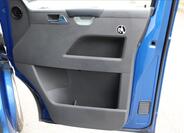 Volkswagen Caravelle 28