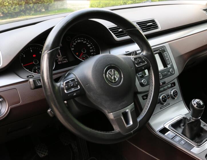 Volkswagen Passat 20