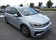 Volkswagen Touran 1