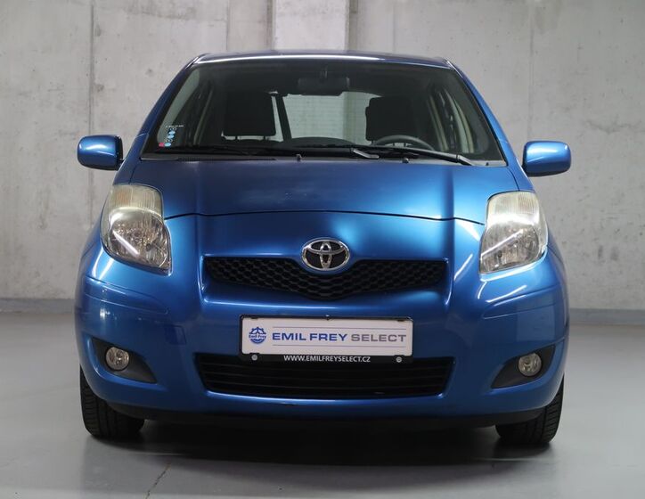 Toyota Yaris 2