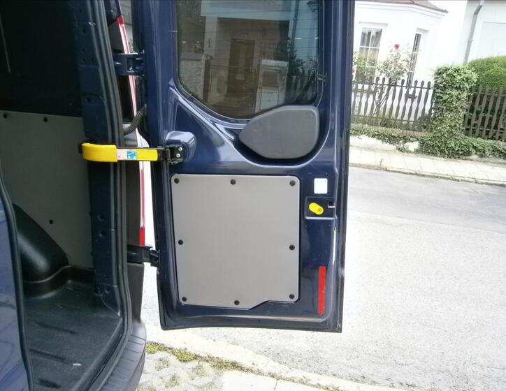 Ford Transit Custom 8