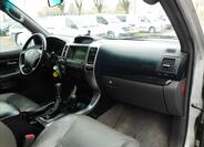 Toyota Land Cruiser 27