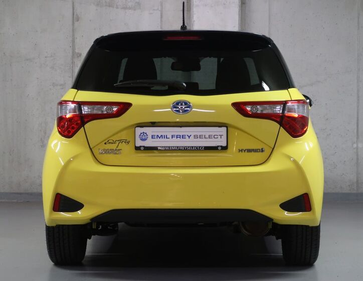 Toyota Yaris 6