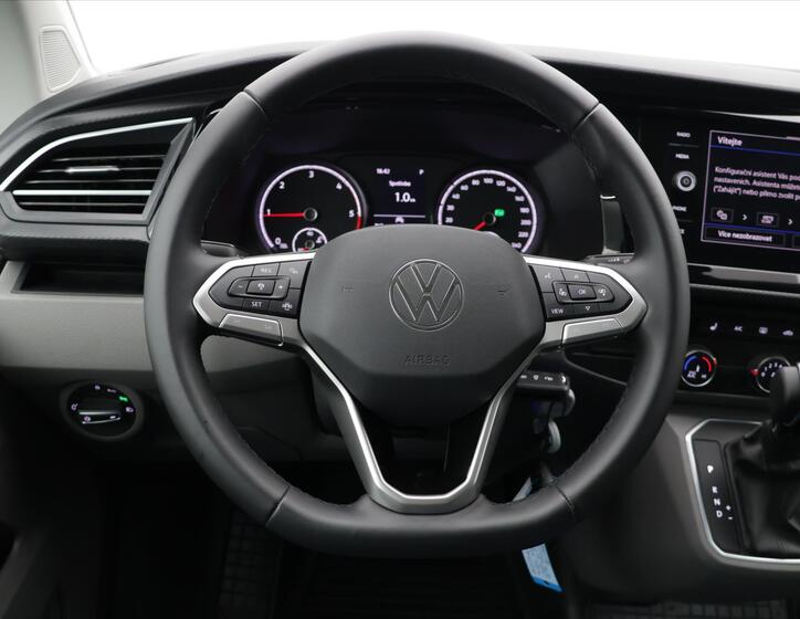 Volkswagen Transporter 17