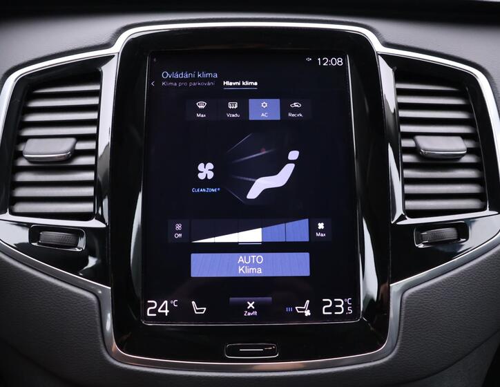 Volvo XC90 27