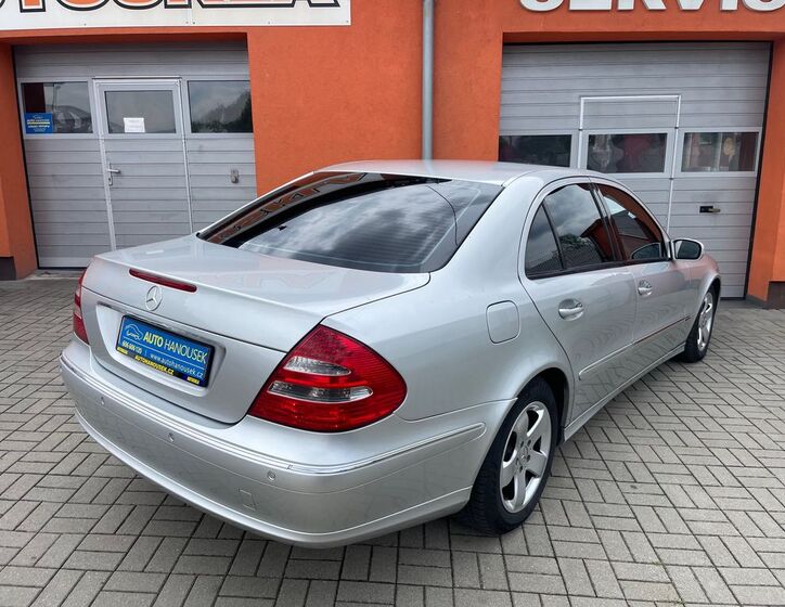 Mercedes-Benz Třídy E 2