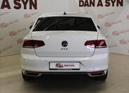Volkswagen Passat 5