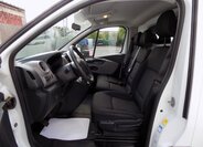 Renault Trafic 8