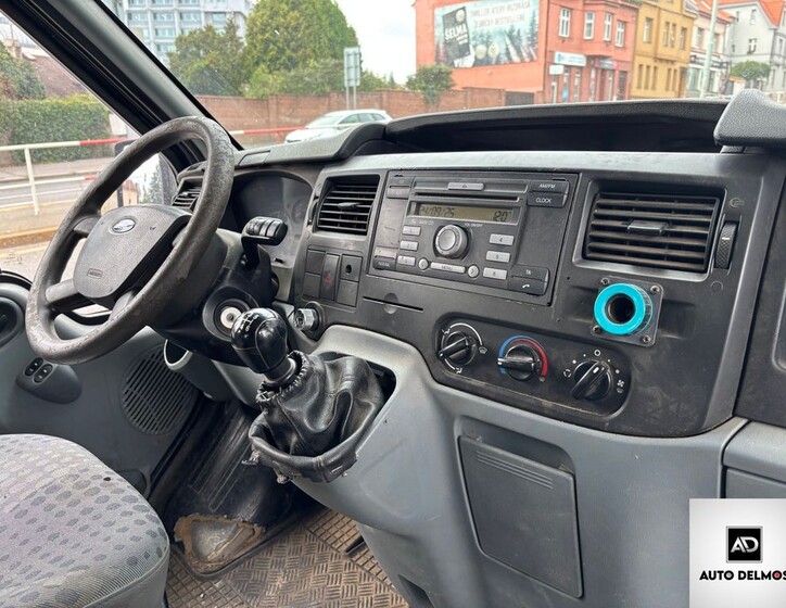 Ford Transit 17