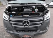 Mercedes-Benz Sprinter 17