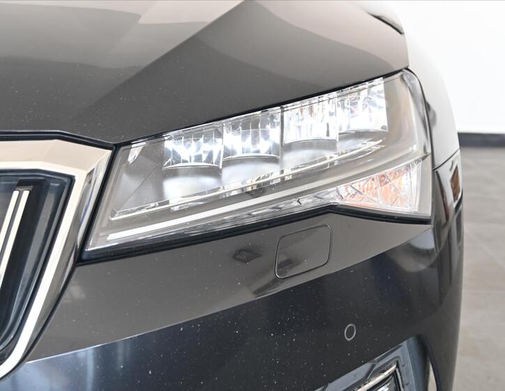 Škoda Superb 31