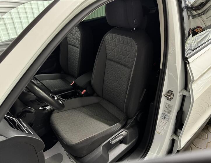 Volkswagen Tiguan 28