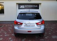 Mitsubishi ASX 8