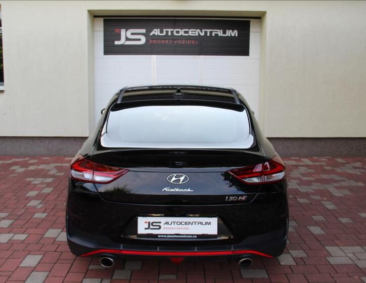 Hyundai i30 8