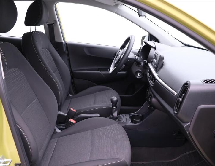 KIA Picanto 11