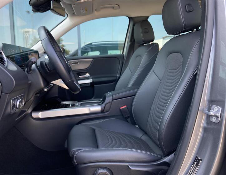 Mercedes-Benz GLB 10
