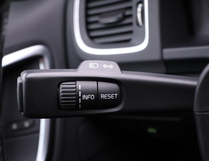 Volvo S60 16
