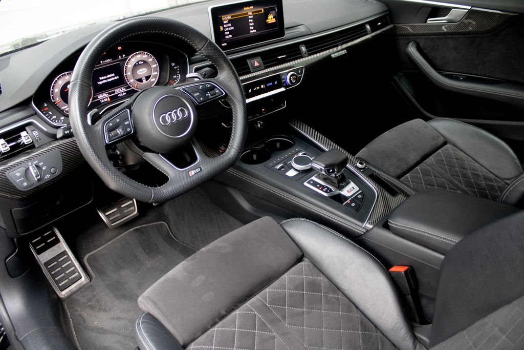 Audi RS5