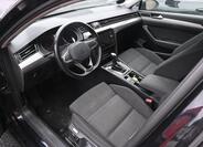 Volkswagen Passat 2