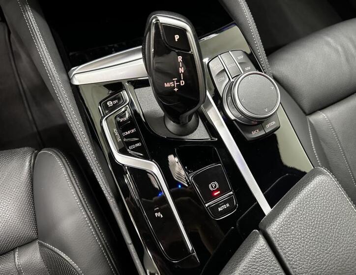 BMW Řada 5 13