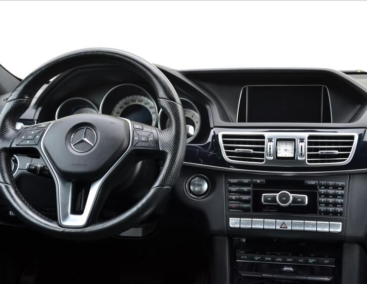 Mercedes-Benz Třídy E 21
