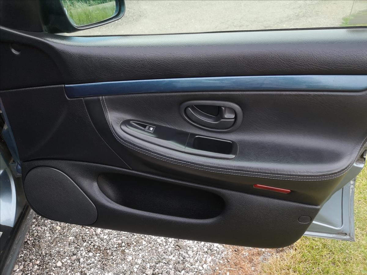 Peugeot 406