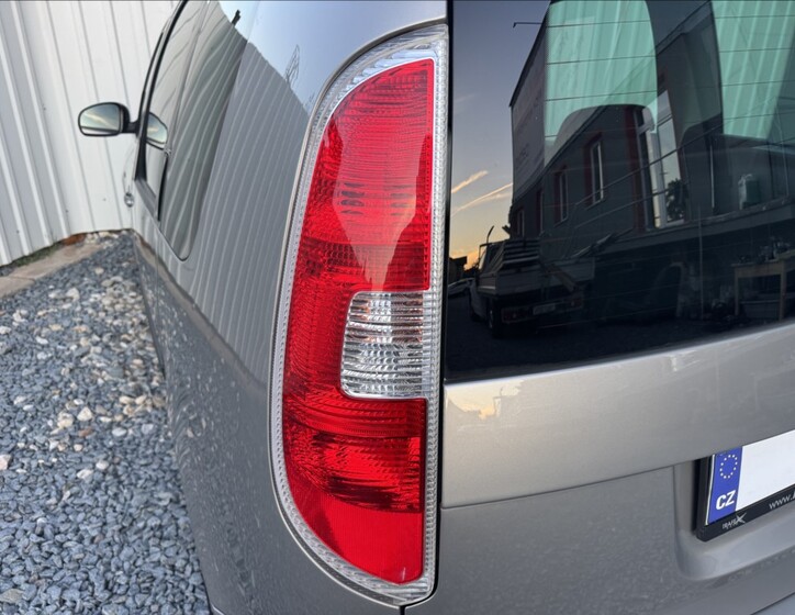 Škoda Roomster 15