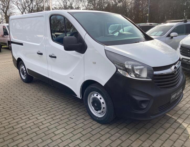 Opel Vivaro 6