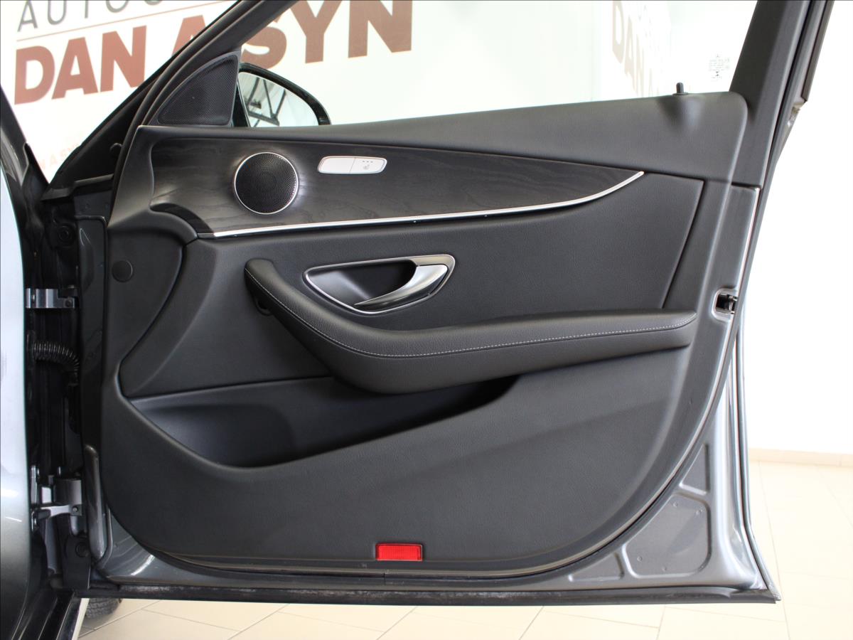 Mercedes-Benz Třídy E