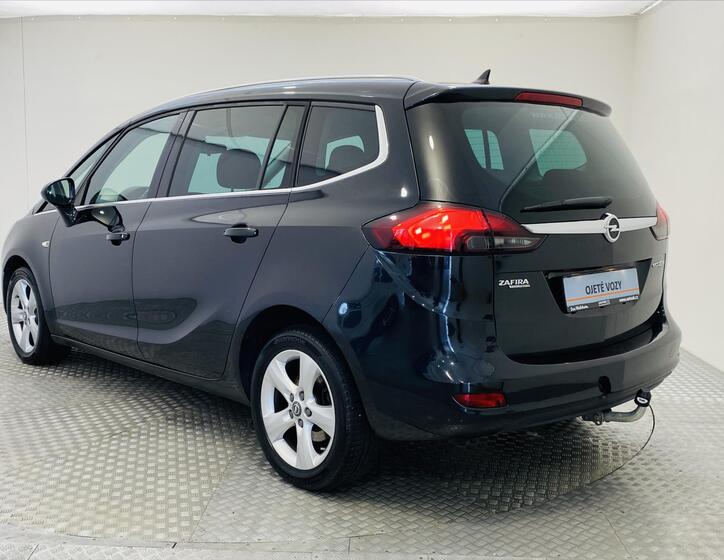 Opel Zafira 23