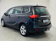 Opel Zafira 23