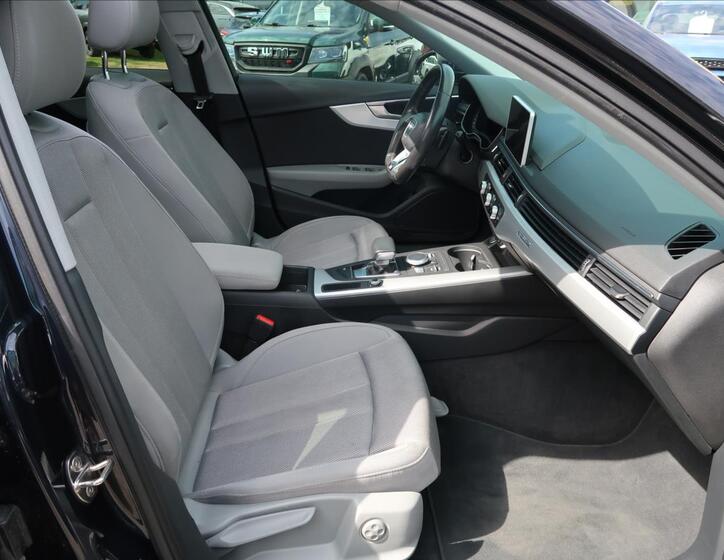 Audi A4 Allroad 13