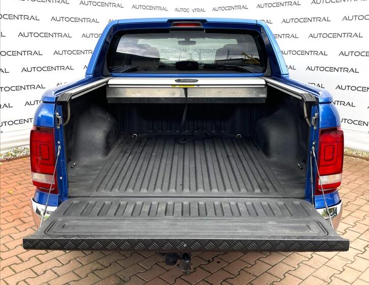 Volkswagen Amarok 11