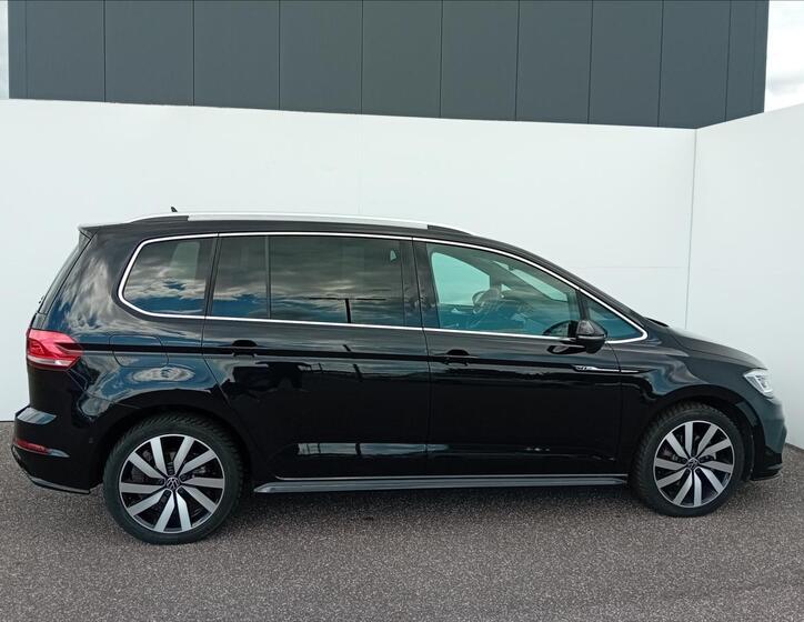Volkswagen Touran 3