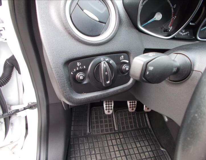 Ford Fiesta 22