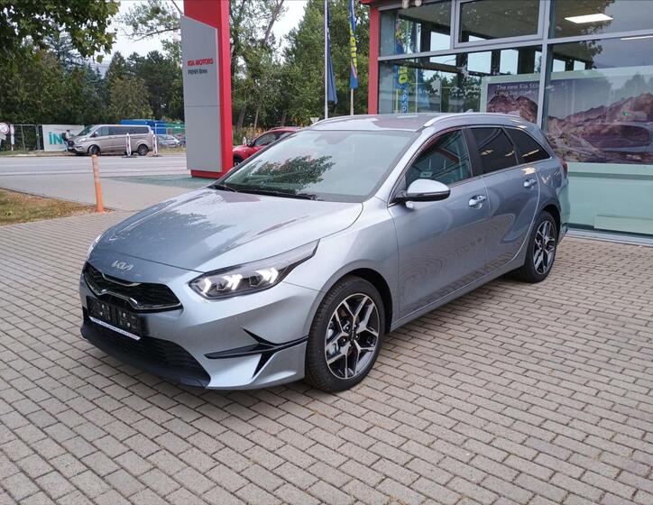 KIA Ceed 4