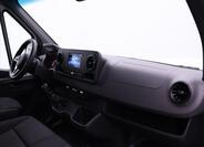 Mercedes-Benz Sprinter 28