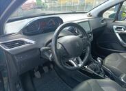 Peugeot 2008 13