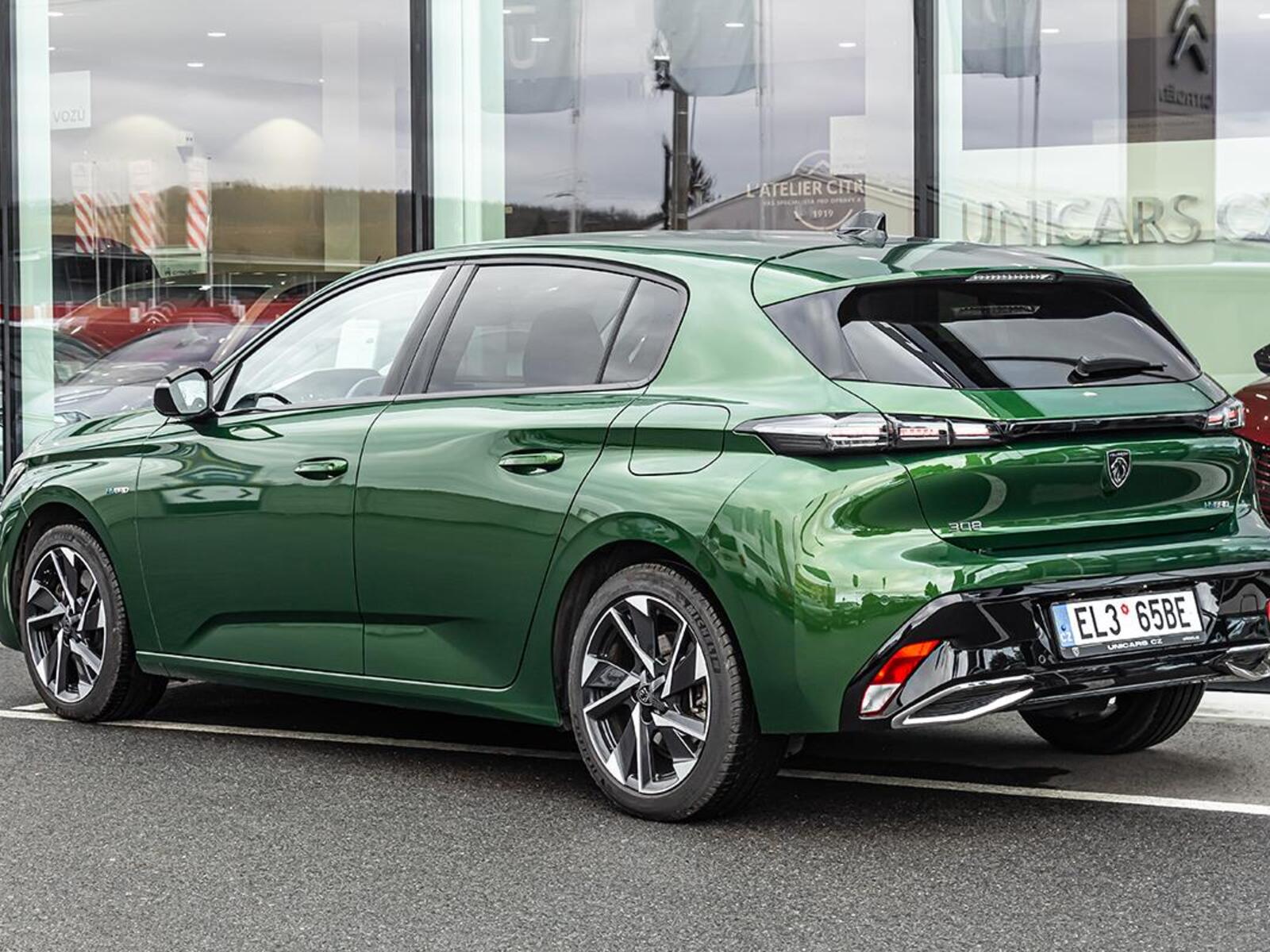 Peugeot 308 8