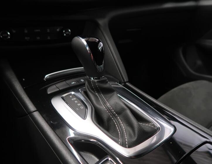Opel Insignia 26