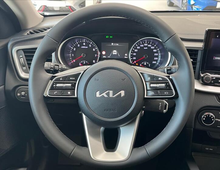 KIA Ceed 11